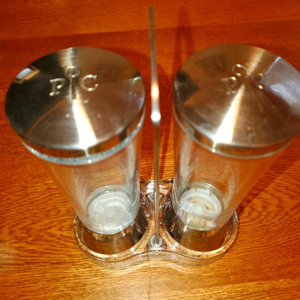 Pampered Chef  Elegant SALT & PEPPER GRINDER SET - #2412 - Excellent Condition